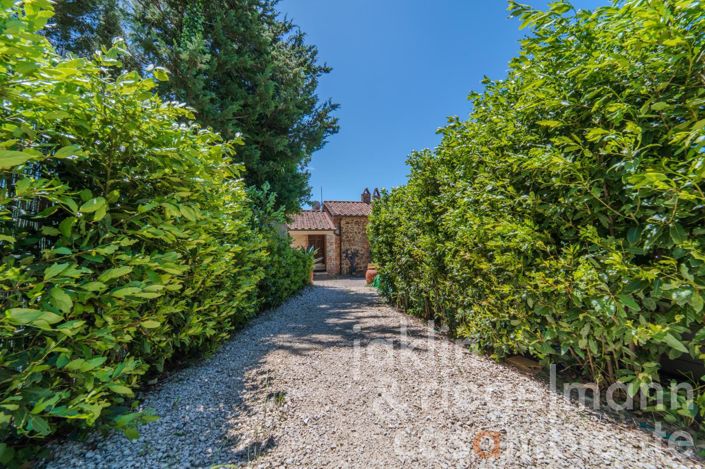 Image No.14-3 Bed Country House for sale