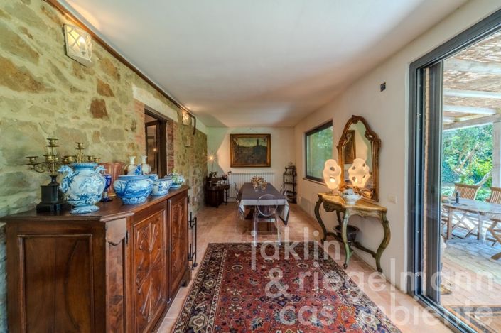 Image No.17-3 Bed Country House for sale
