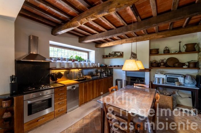 Image No.23-3 Bed Country House for sale