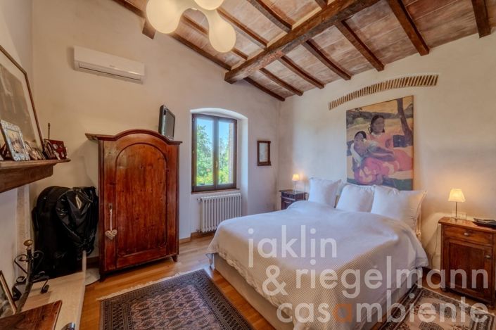 Image No.26-3 Bed Country House for sale