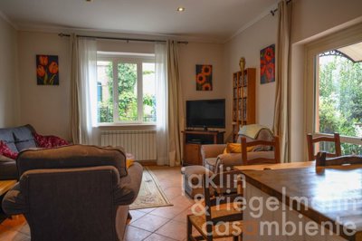 6835c7c33b634m421613