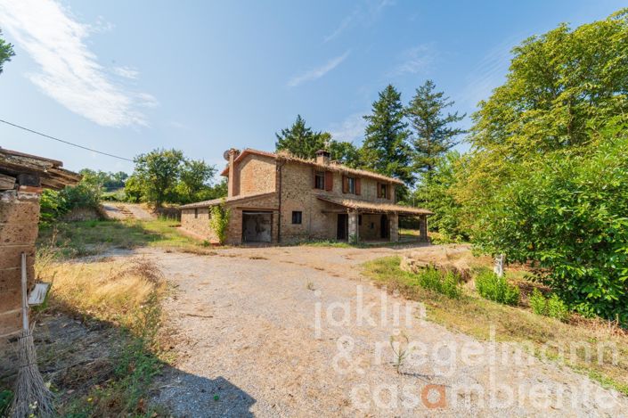 Image No.9-Ferme de 4 chambres à vendre à Citta della Pieve