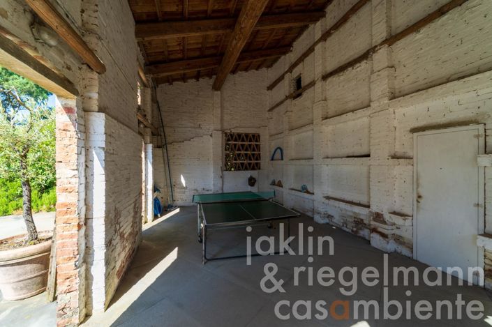 Image No.11-Villa de 10 chambres à vendre à Monte San Savino