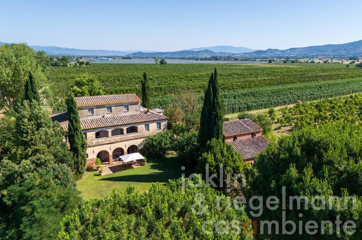 Image No.2-10 Bed Villa for sale