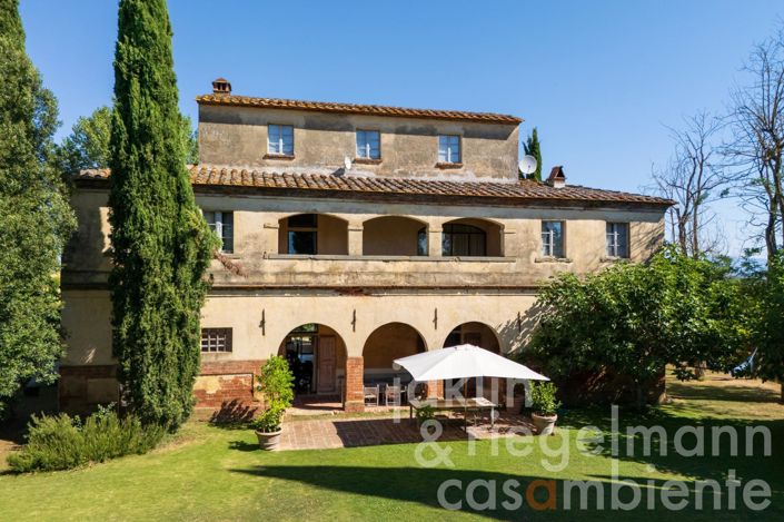 Image No.2-Villa de 10 chambres à vendre à Monte San Savino