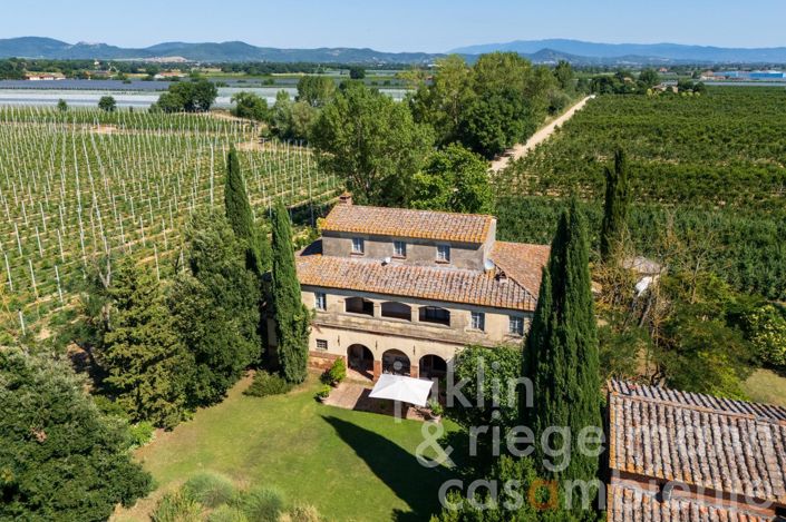 Image No.27-10 Bed Villa for sale