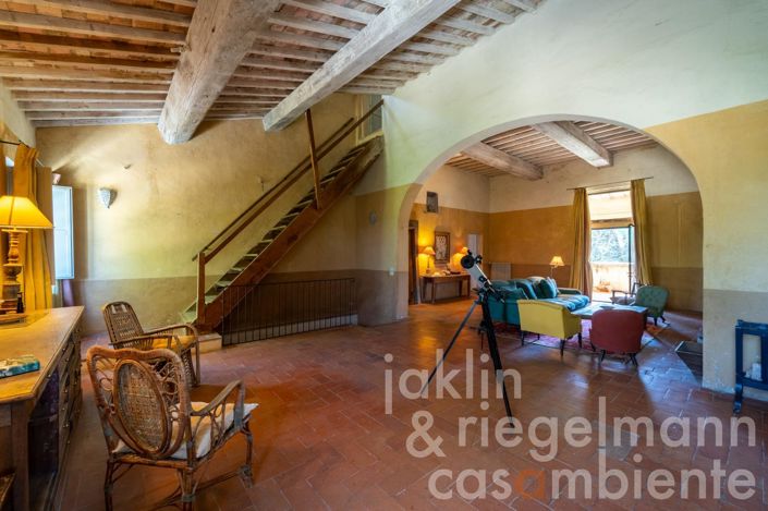 Image No.54-10 Bed Villa for sale