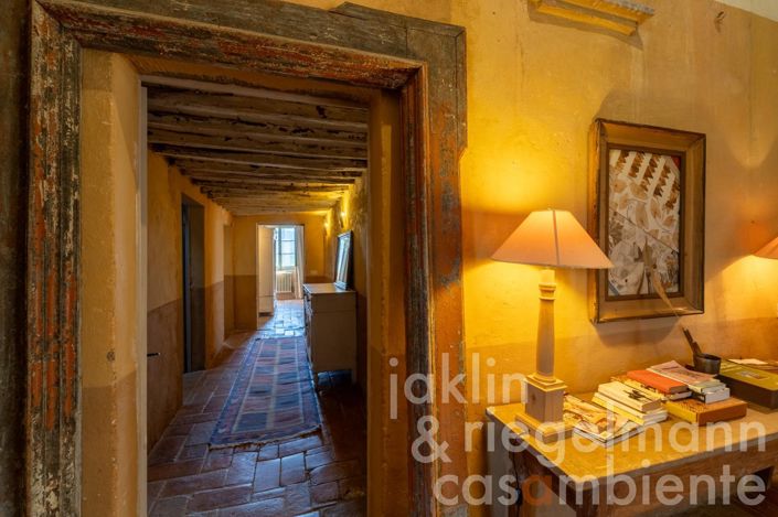 Image No.65-10 Bed Villa for sale