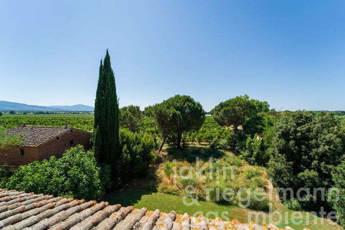 Image No.72-10 Bed Villa for sale