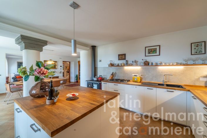 Image No.30-5 Bed Villa for sale