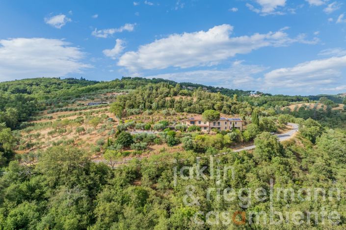 Image No.5-5 Bed Villa for sale