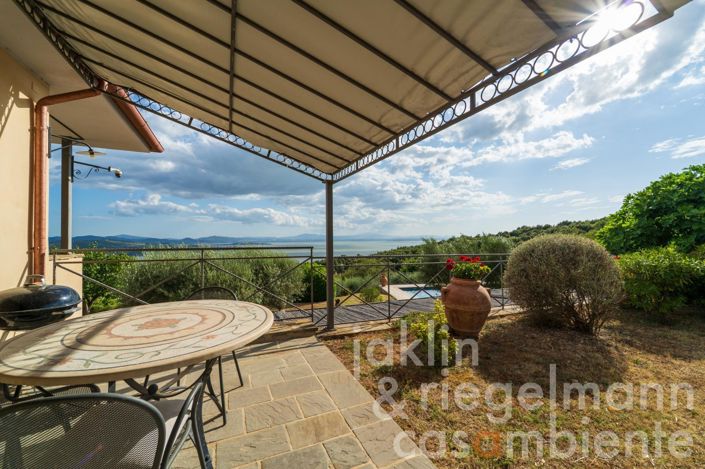 Image No.56-5 Bed Villa for sale