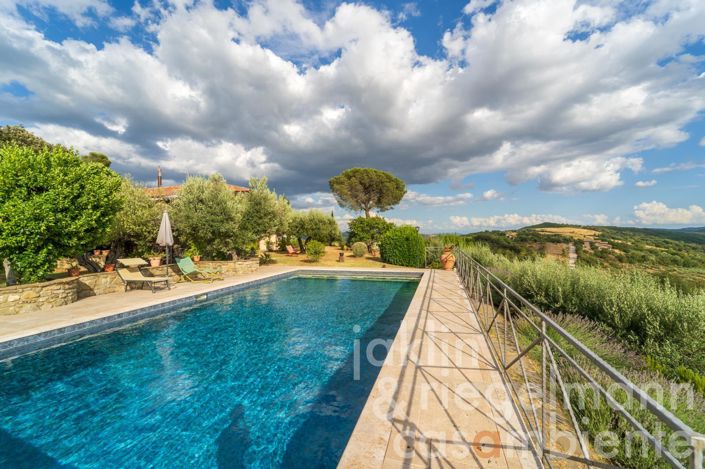 Image No.61-5 Bed Villa for sale