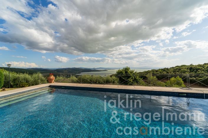 Image No.64-5 Bed Villa for sale