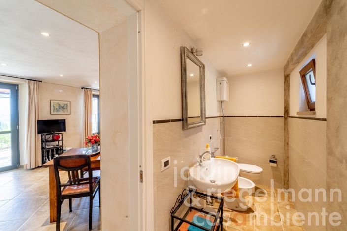 Image No.81-5 Bed Villa for sale