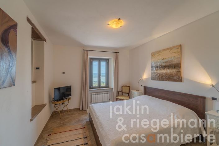 Image No.84-5 Bed Villa for sale