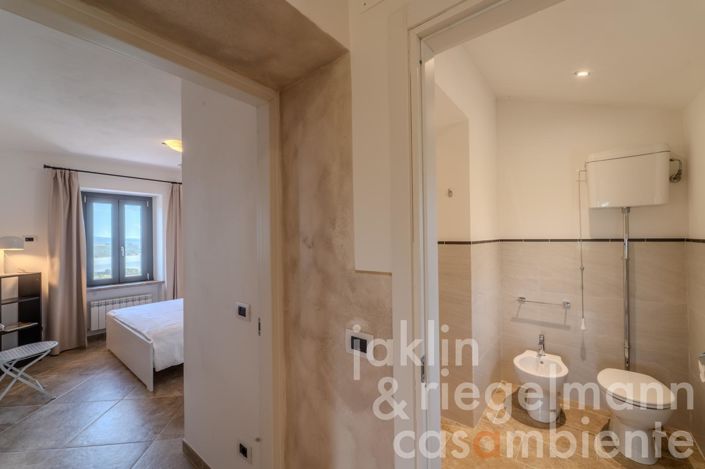 Image No.85-5 Bed Villa for sale