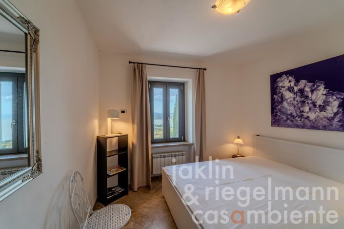 Image No.86-5 Bed Villa for sale