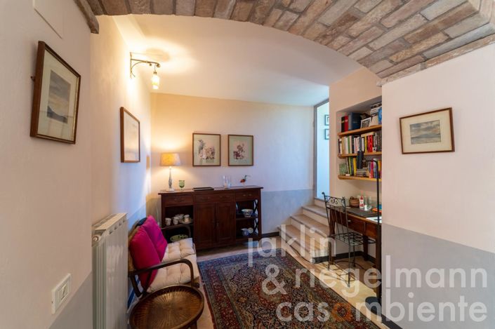 Image No.14-3 Bed Townhouse for sale