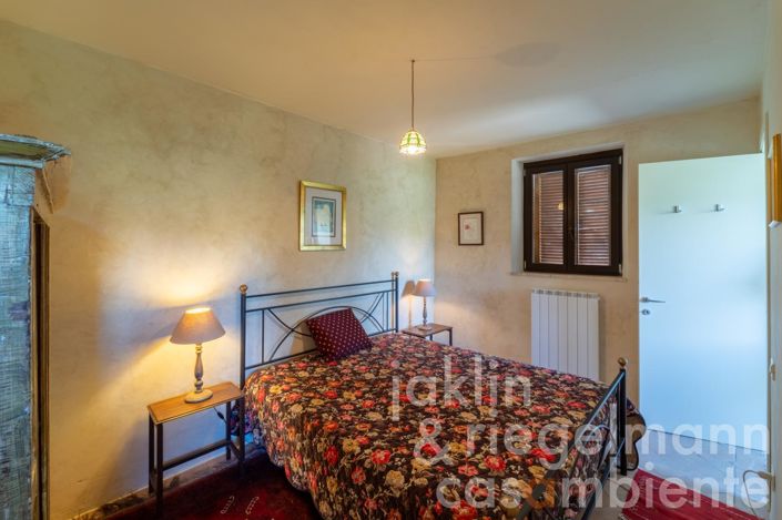 Image No.28-3 Bed Townhouse for sale