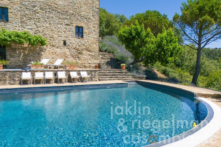 Image No.12-4 Bed Country House for sale