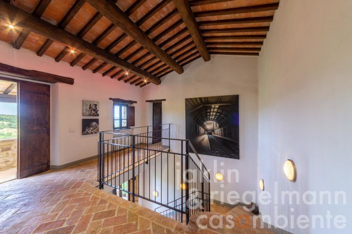 Image No.37-4 Bed Country House for sale