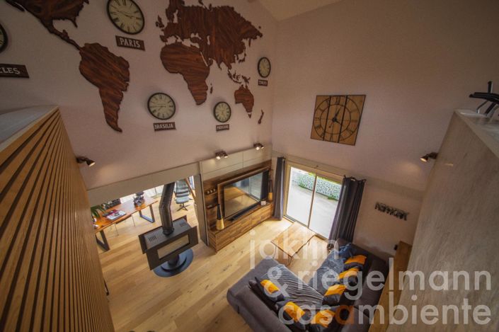 Image No.22-5 Bed Townhouse for sale