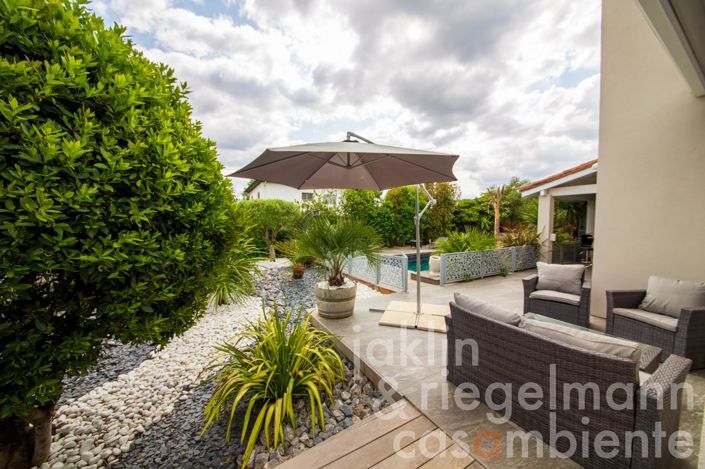 Image No.46-5 Bed Townhouse for sale