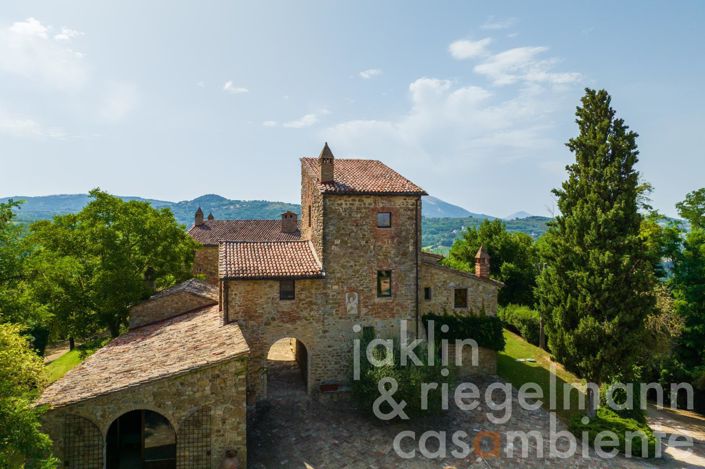 Image No.11-Maison de campagne de 7 chambres à vendre à Perugia