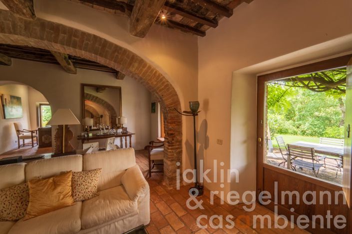 Image No.40-Maison de campagne de 7 chambres à vendre à Perugia