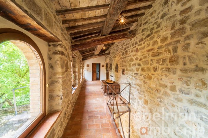 Image No.43-Maison de campagne de 7 chambres à vendre à Perugia