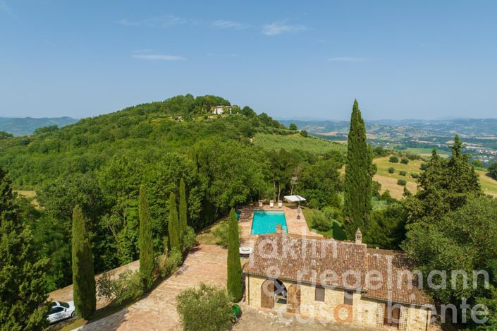 Image No.66-7 Bed Country House for sale