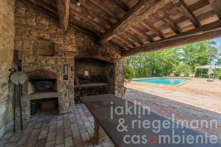 Image No.74-7 Bed Country House for sale