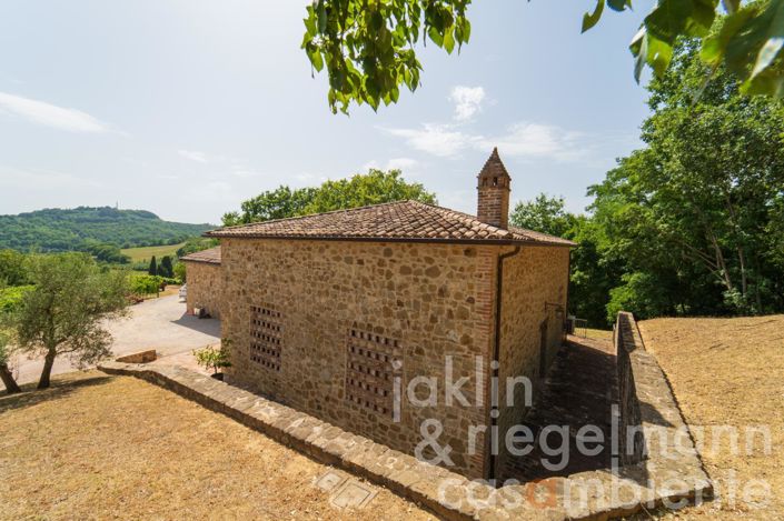 Image No.84-7 Bed Country House for sale