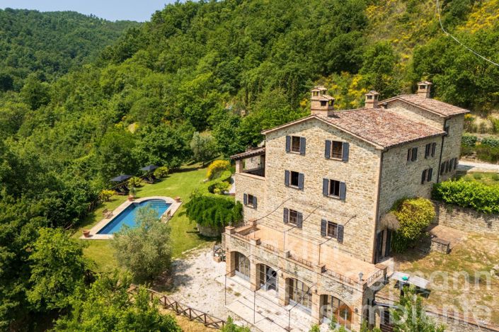 Image No.11-4 Bed Country House for sale