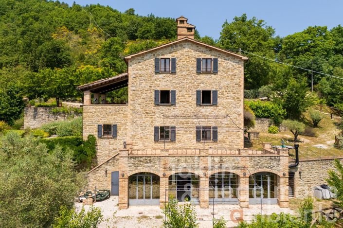 Image No.12-4 Bed Country House for sale