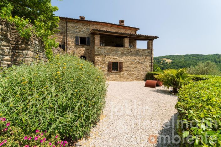 Image No.34-4 Bed Country House for sale