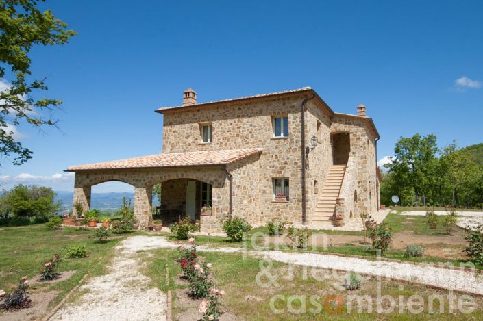 Image No.2-Maison de campagne de 4 chambres à vendre à Cinigiano