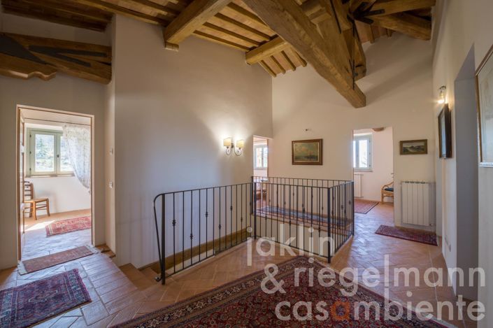 Image No.25-Maison de campagne de 4 chambres à vendre à Cinigiano