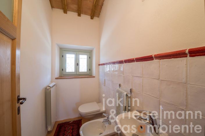 Image No.31-Maison de campagne de 4 chambres à vendre à Cinigiano