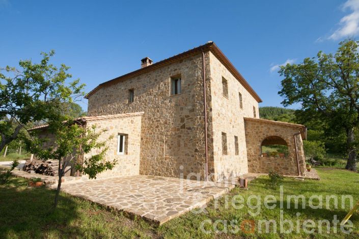 Image No.6-4 Bed Country House for sale