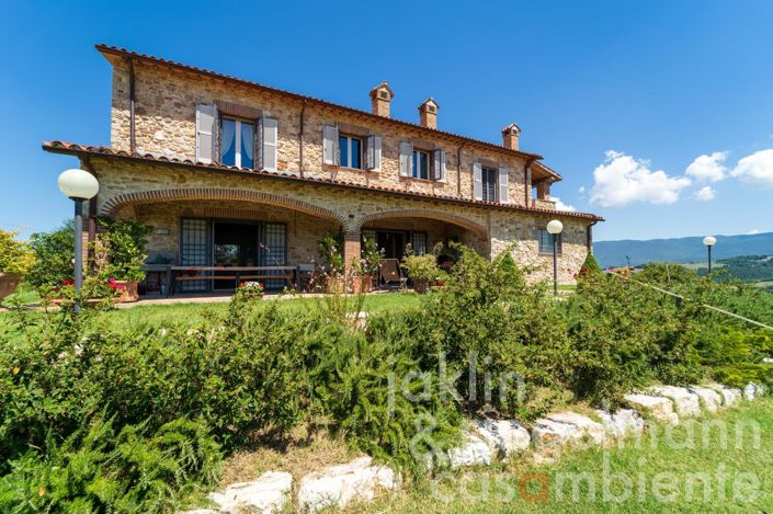 Image No.12-7 Bed Country House for sale