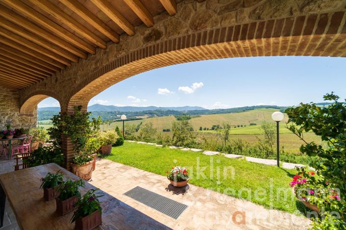 Image No.21-7 Bed Country House for sale