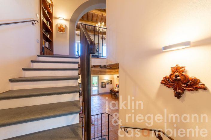 Image No.35-7 Bed Country House for sale