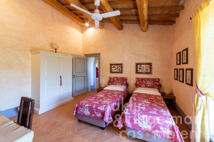 Image No.46-7 Bed Country House for sale