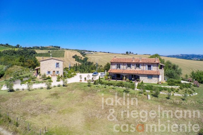 Image No.5-7 Bed Country House for sale