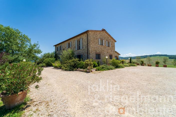 Image No.56-7 Bed Country House for sale