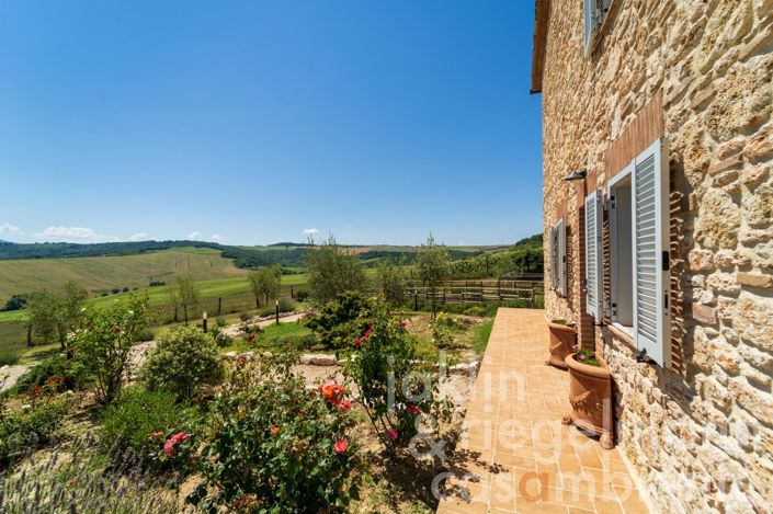 Image No.62-7 Bed Country House for sale