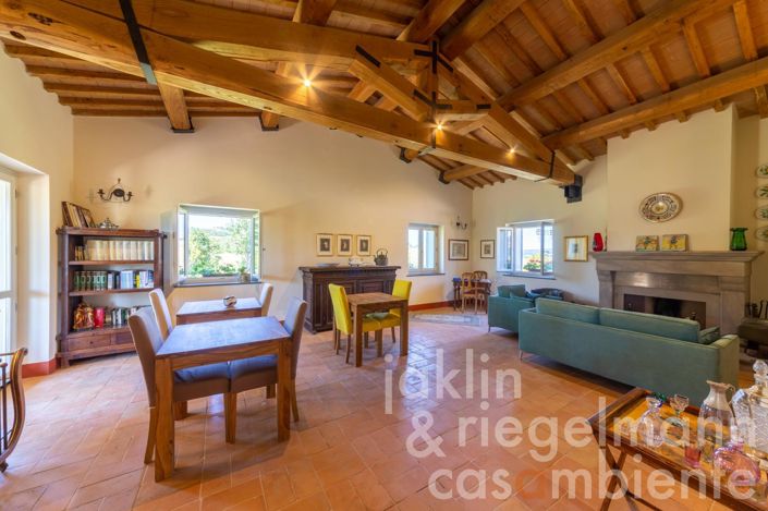 Image No.80-7 Bed Country House for sale