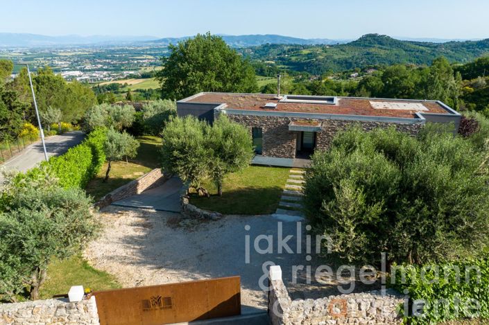 Image No.12-4 Bed Country House for sale